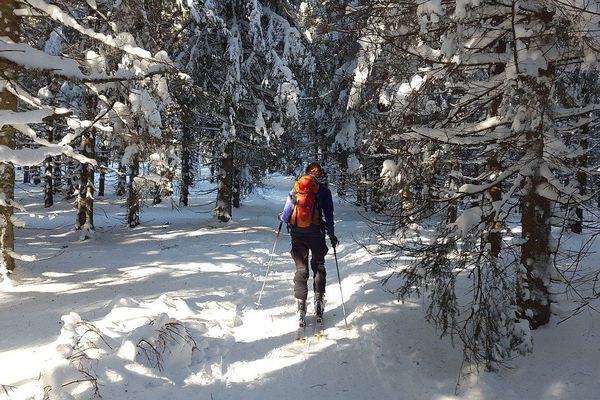 Le ski de randonnée est un sport complet, se pratiquant en pleine nature.