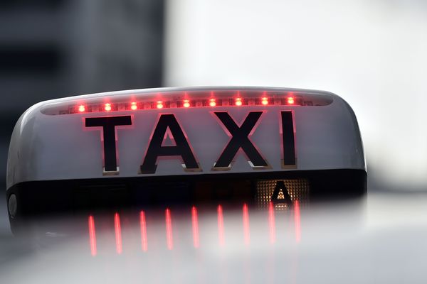 Les taxis sont mobilisés par la métropole pour garantir les déplacements du personnel soignant. Photo d'illustration. 