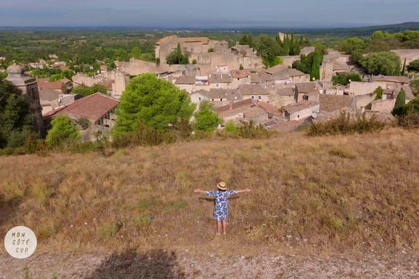 Lagnes, la nouvelle ville de cœur de Danièle Evenou.