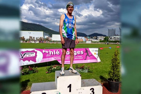 Jean-Pierre Strich est le nouveau champion du Grand Est en remportant le 800 mètres dans la catégorie des plus de 75 ans.