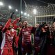 Le Stade Brestois fête sa dernière victoire contre le PSV Eindhoven (1-0) avec ses supporters.