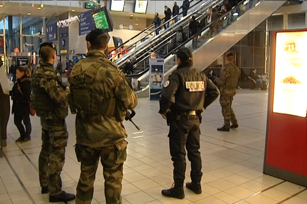 Présence militaires accrue dans le cadre du plan vigipirate en gare de Rennes