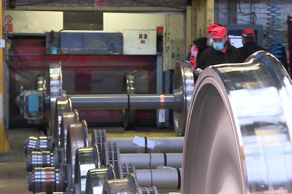 Le technicentre de Tergnier dans l'Aisne est entièrement dédié à l'entretien des essieux de train.