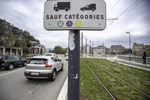 Illustration. La nouvelle ZFE pour les particuliers à Grenoble est entrée en vigueur le 7 juillet.