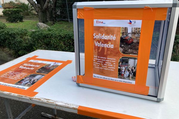 A Elne, des urnes sont disposées pour recueillir des dons pour les victimes des inondations en Espagne