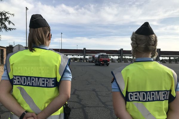 Montoison. Une voiture percute un scooter et prend la fuite : la gendarmerie de la Drôme lance un appel à témoin.