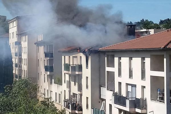 Incendie Oullins - 14 mai 2019