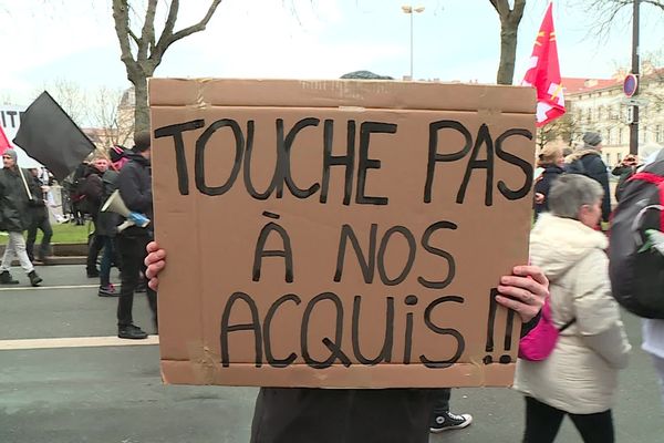 Des manifestants mobilisés en Lorraine.