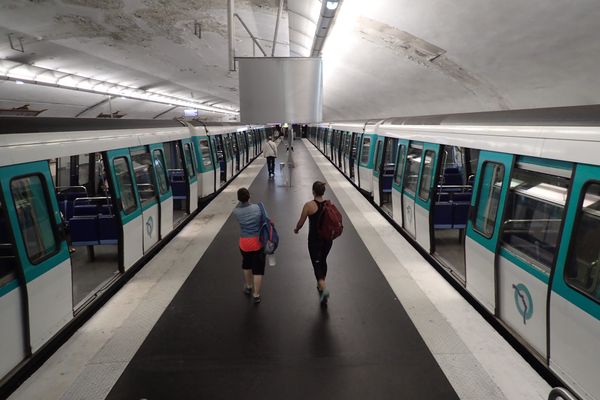 Balard-Créteil, la ligne 8 du métro de A à Z dans l'émission Parigo.