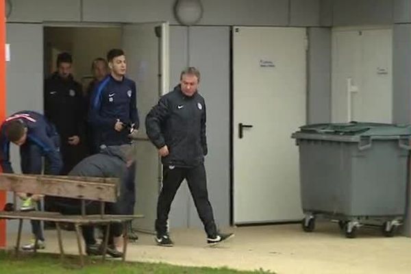 Frédéric Hantz à la sortie des vestiaires du centre d'entraînement du MHSC