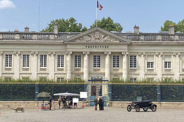 Tournage devant la Préfecturede Nantes du film "Le Tigre et le Président"