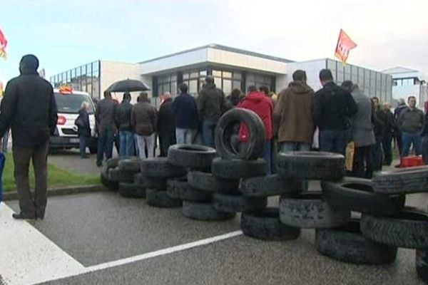 La filiale informatique d'Areva, Euriware, est en vente. Elle emploe 450 personnes dans le Nord-Cotentin et leur avenir reste incertain. 
