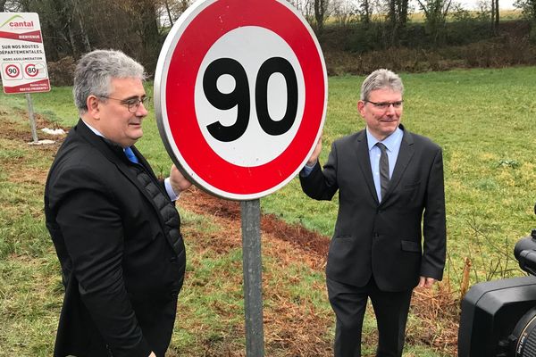 Pascal Coste, président du conseil départemental de la Corrèze et Bruno Faure, président du conseil départemental du Cantal. Les deux départements repassent certaines routes à 90km/h