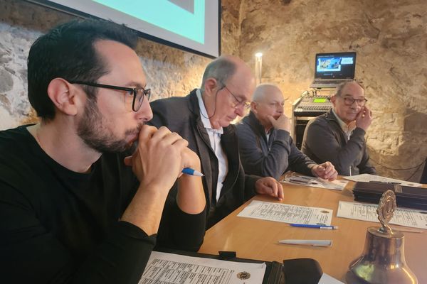 Le jury au moment du passage des élèves.