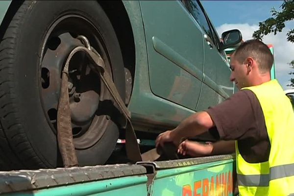 Sébastien Pécout a 30 minutes pour intervenir lors d'une panne sur l'autoroute A20. 