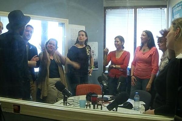 Les apprenants de TalentCampus ont réalisé une émission de radio pleine de surprises dans le studio de "radio Dijon-Campus"