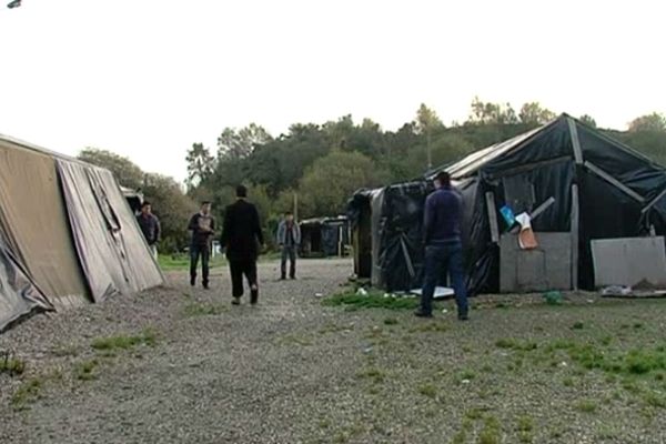 Le camp de réfugiés Afghans à Cherbourg