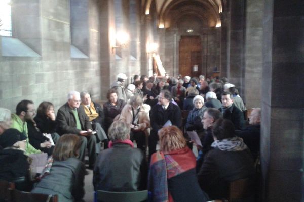 Le débat au Temple Neuf à Strasbourg