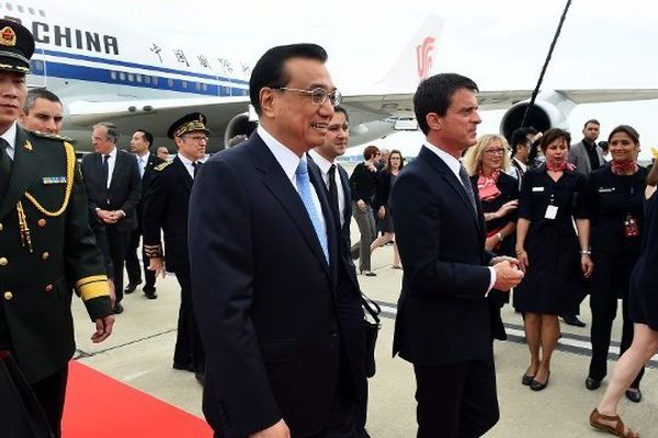 Les plus importantes personnalités politiques du monde visitent Airbus à Toulouse. Ici, le Premier Ministre chinois.