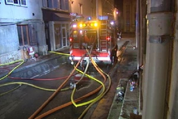 Incendie rue de la Loi à Limoges, 30 octobre 2012 ( vers 2h)