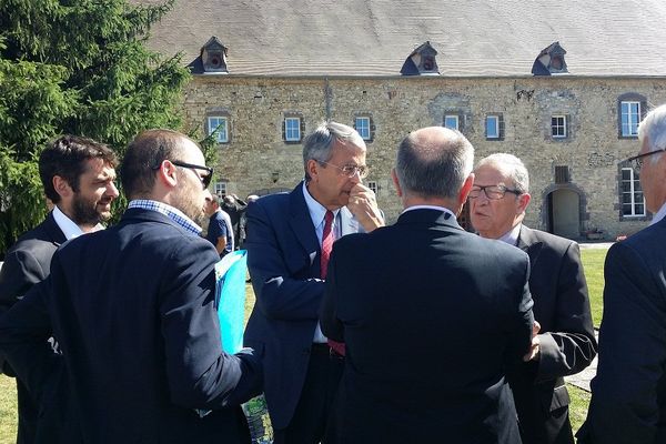 Jean-Jack Queyranne et René Souchon étaient tous les deux en Auvergne pour les 50 ans de Limagrain lorsque l'attentat contre une usine de gaz en Isère s'est produit.