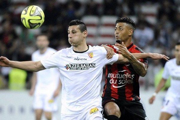 L'attaquant Yoann Touzghar à ouvert le score pour Lens à la 14e minute face à Nice 