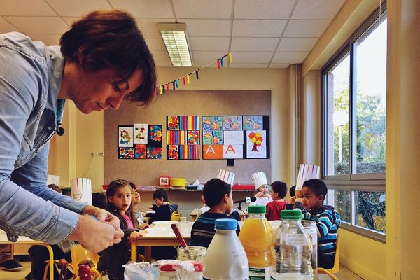 Petit déjeuner à l'école de Donnery, à l'occasion de la Semaine du Goût