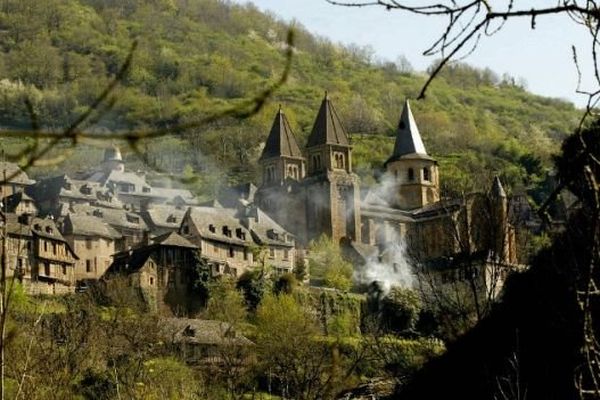 Le village de Conques emblématique des plus beaux villages de L'Aveyron