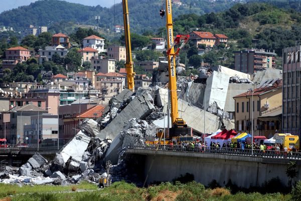 15 août 2018 : lendemain de l'effondrement du viaduc de Gênes qui a fait 43 victimes, dont 4 françaises.