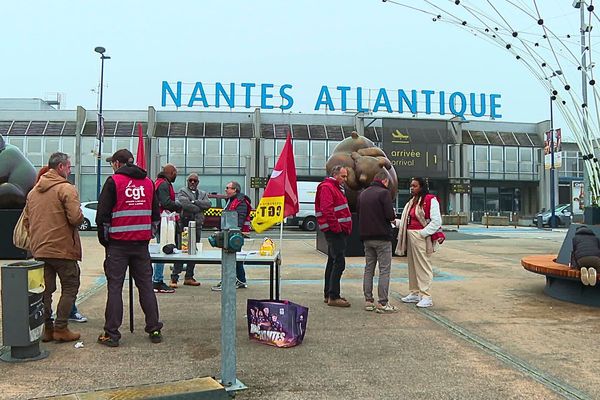 Les pompiers de l'aéroport de Nantes sont en négociation depuis plus d'un an avec la direction du site