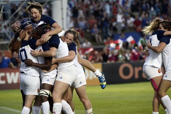 La joie de l'équipe de France ce mardi soir à Marcoussis