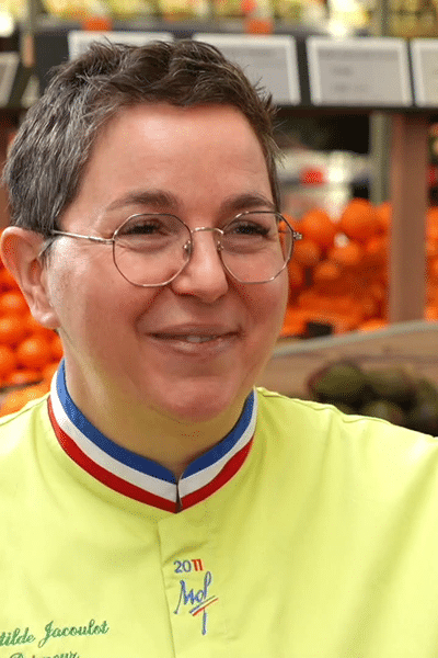 Clotilde Jacoulot fait partie de la première promotion, en 2011, de MOF Fruitier-Primeur.