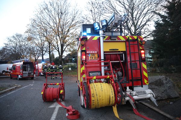 Les pompiers en intervention. Image d'illustration