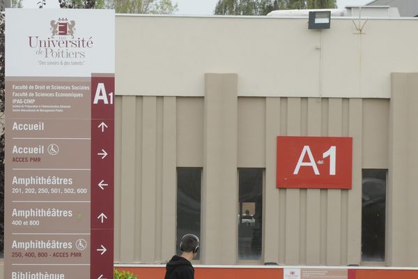 Université de Poitiers, image d'illustration