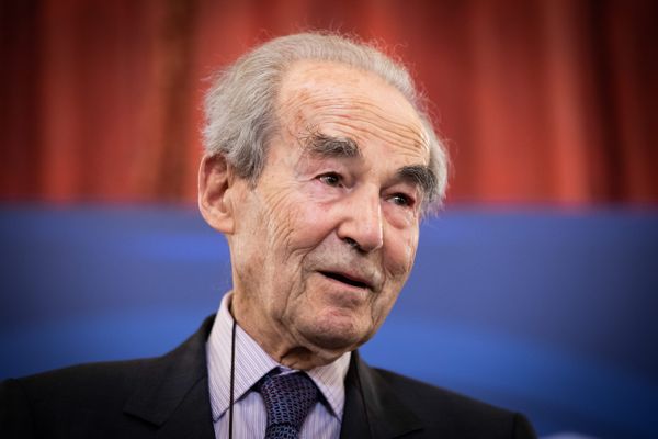 L'hommage National à Robert Badinter Aura Lieu Mercredi Place Vendôme