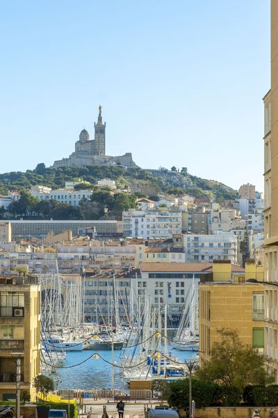 La basilique Notre-dame de la Garde à Marseille sera le point de départ du parcours de la flamme olympique le 9 mai 2024.