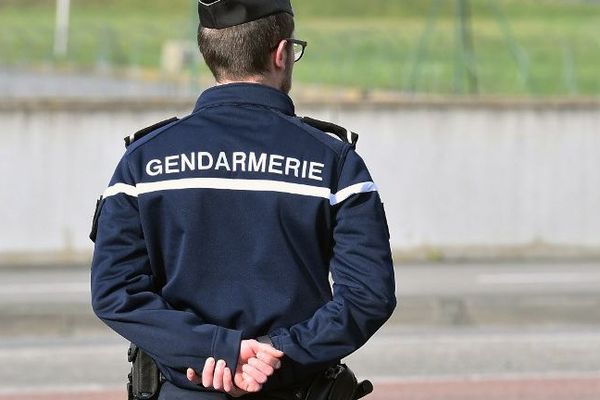 Huit personnes ont été interpellées dans la région sartenaise pour des faits de violences avec séquestration remontant au mois de septembre 2018. 