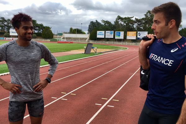 Aymeric Lusine et Maxime Maugein à l'entraînbement au stade Rébeilleau de Poitiers.