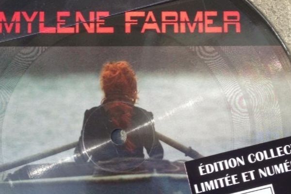 1000 exemplaires du 45 tours de Mylène Farmer étaient en vente ce matin à partir de 10h en France, dont 5 à Clermont-Ferrand.