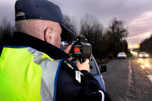 Vitesse excessive : arrêté à 152 km/h au lieu de 90 Km/h ! A Pézenas (Hérault).