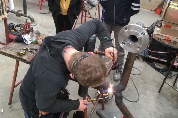 La maison des Compagnons du Devoir et du Tour de France à Chancelade (24), un lieu de formation toujours aussi attractifs pour des jeunes en recherche d'un métier de qualité. 