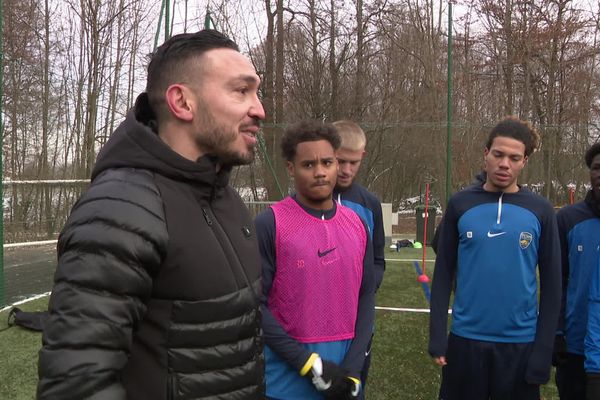 Au centre de formation avec Mevlüt Erdinç, ancien joueur pro formé à Sochaux.