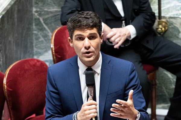 Le député (LR) Aurélien Pradié propose de promouvoir l'usage du bracelet électronique dans le cadre des violences conjugales