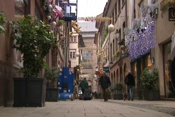 La rue des Orfèvres à Strasbourg scintille déjà