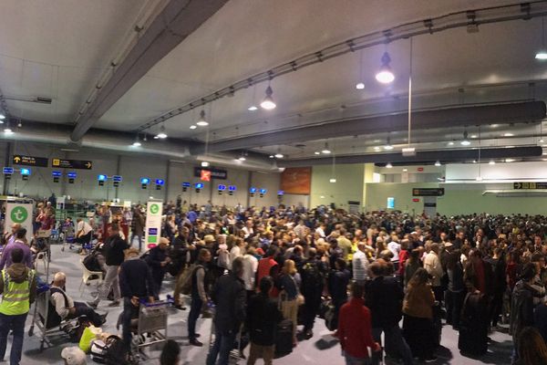 Chao à l'aéroport de Lisbonne