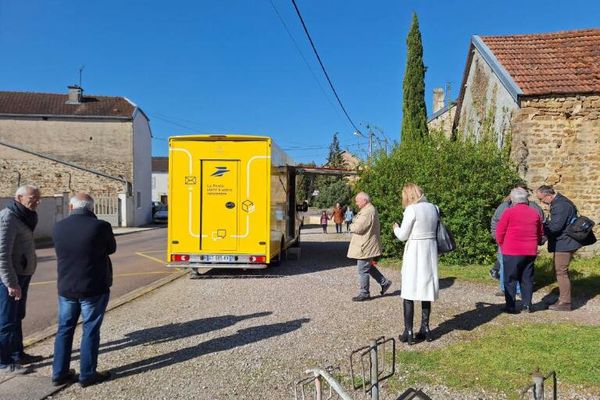 Le camion jaune est arrivé ce mardi 23 avril en Haute-Marne.