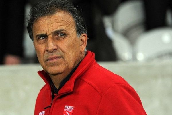 Le coach de Nîmes Victor Zvunka débarqué