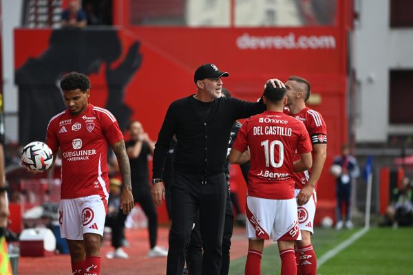 Le Stade Brestois va découvrir la Ligue des champions cette saison 2024-2025, en affrontant notamment le Real Madrid et le FC Barcelone lors de la première phase de poule.