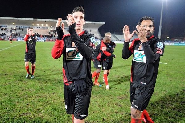 Les joueurs de l'USBCO viennent d'écarter Grenoble en Coupe de France