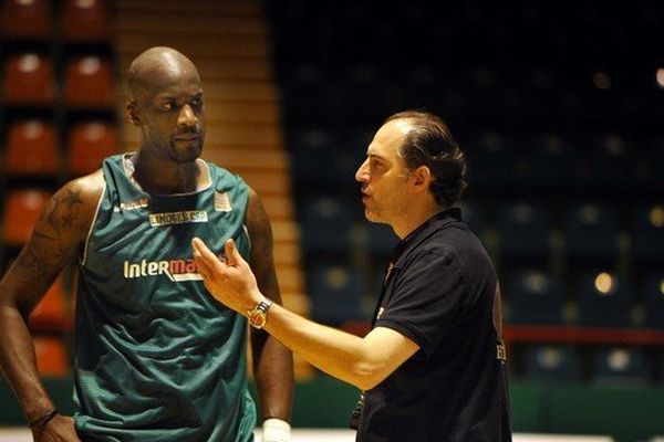 Dernières consignes avant match.